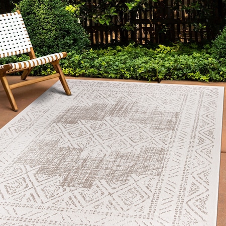 World Rug Gallery Transitional Bohemian Weather Resistant Indoor/Outdoor Area Rug 5' x 7' Beige 4029BEIGE5X7